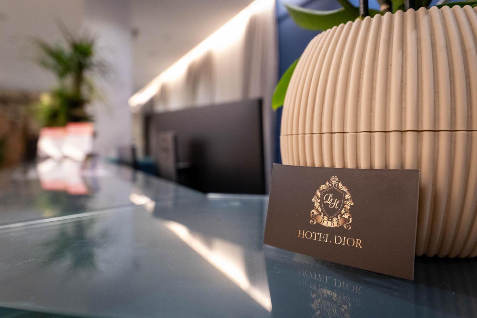 Hotel Dior Krujë Exterior foto